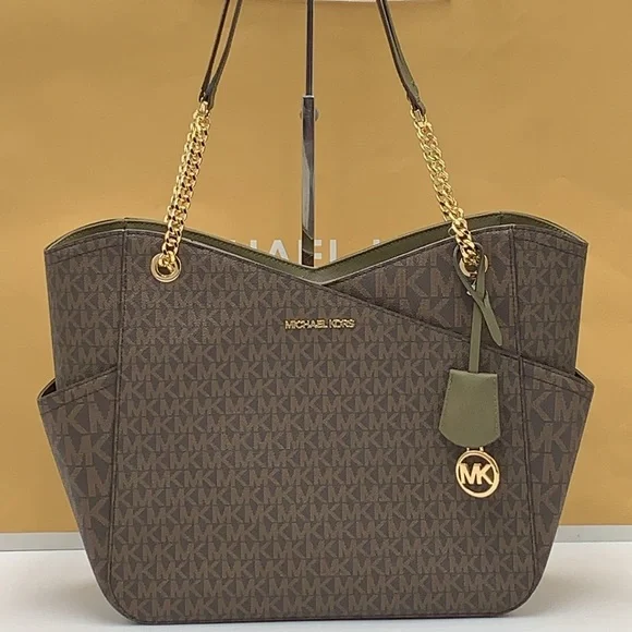 COPY - MICHAEL KORS 
Jet Set Large Logo Shoulder Bag
COLOR OLIVE 
NWT - Picture 8 of 16